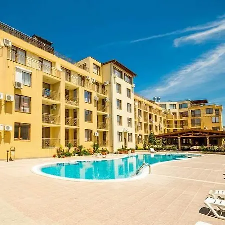 Apartamento Апартамент Корал *